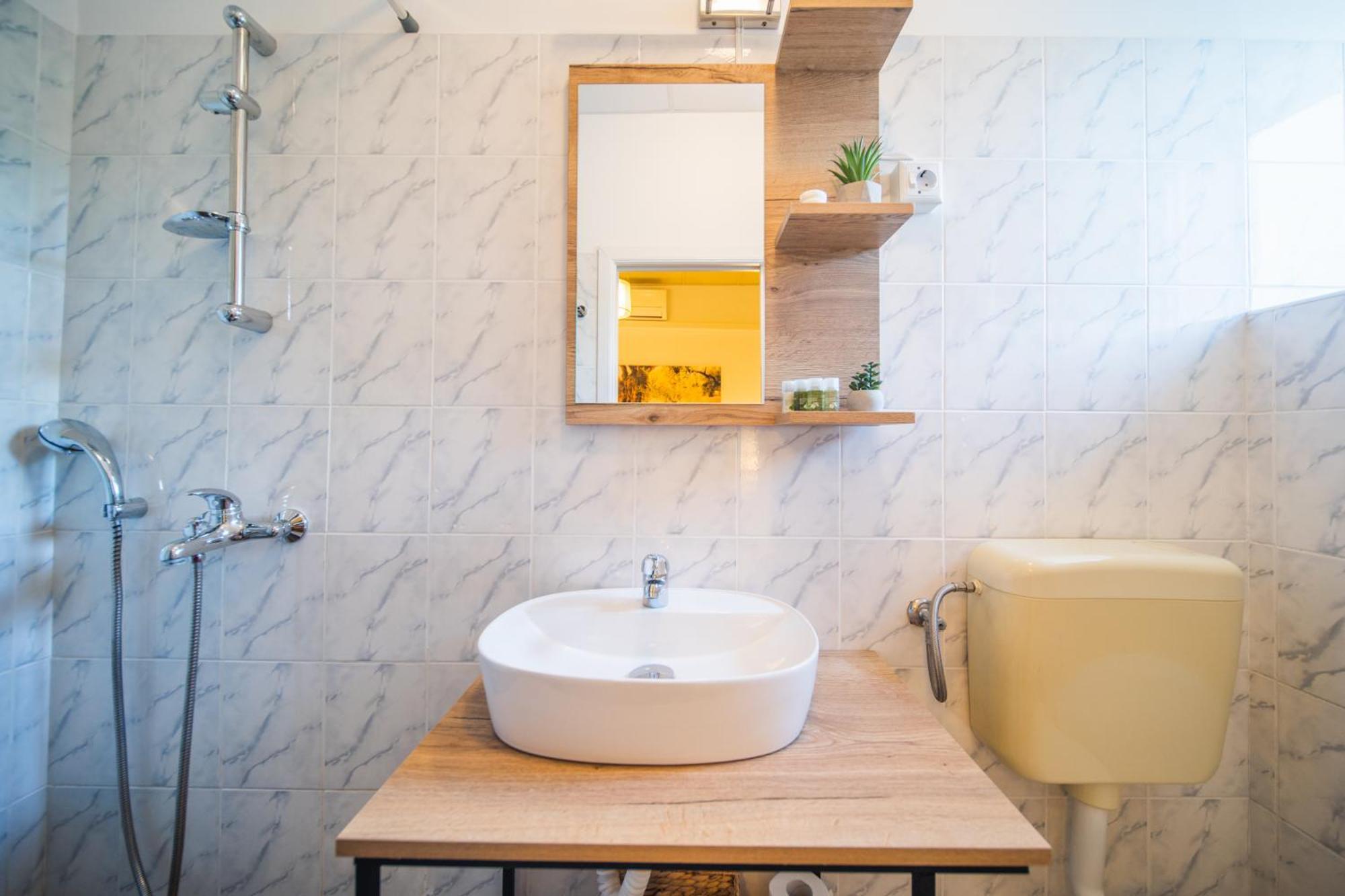 Orgula Otel Lumbarda Dış mekan fotoğraf